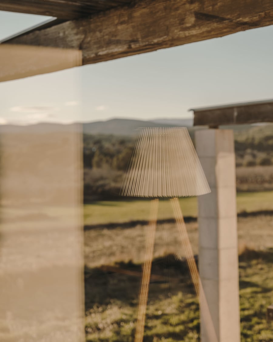 Japandi houten vloerlamp