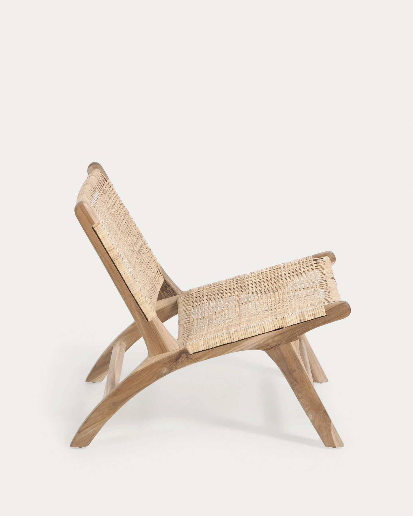 Japandi fauteuil van hout en rotan